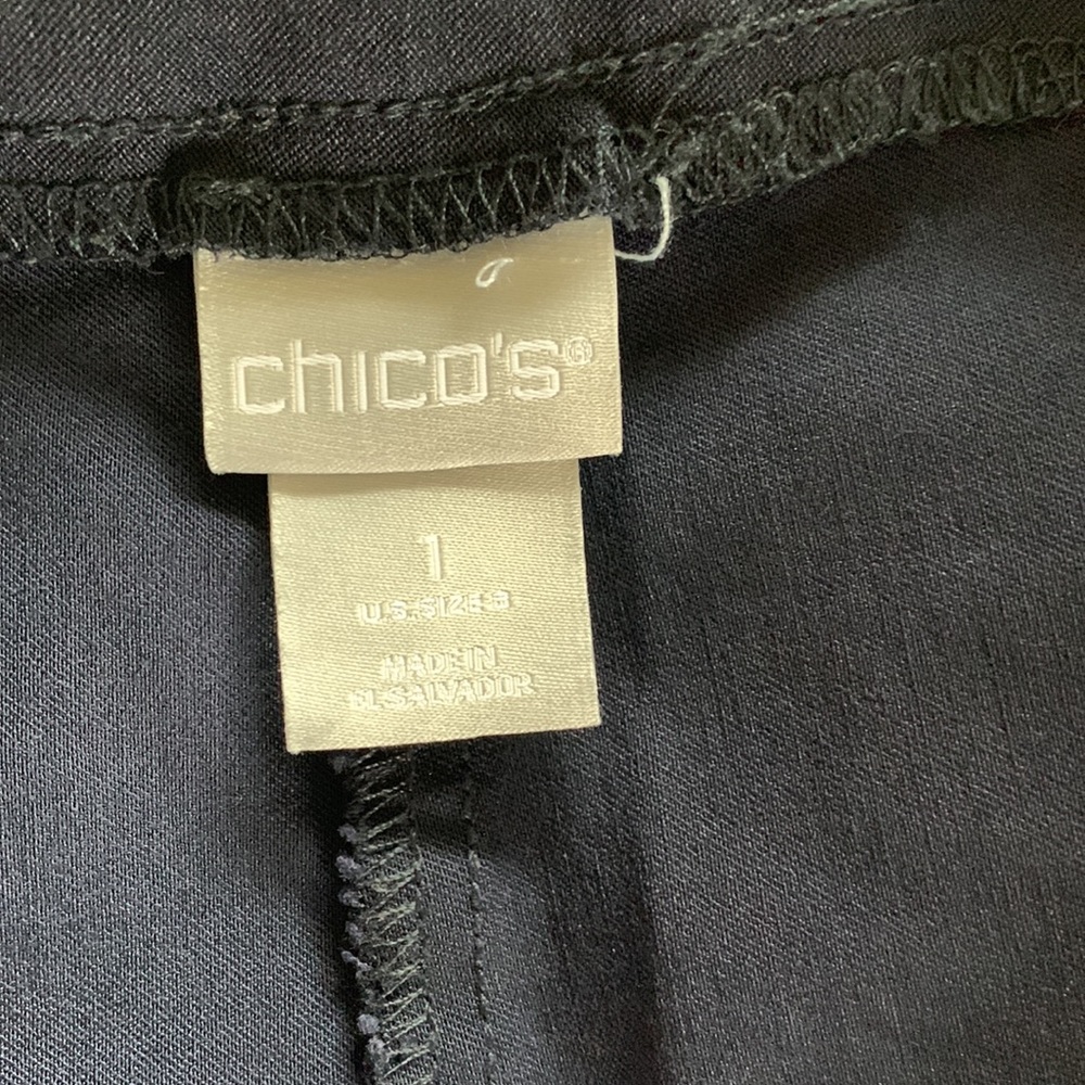 Chico’s size 1 shorts - Picture 10 of 14